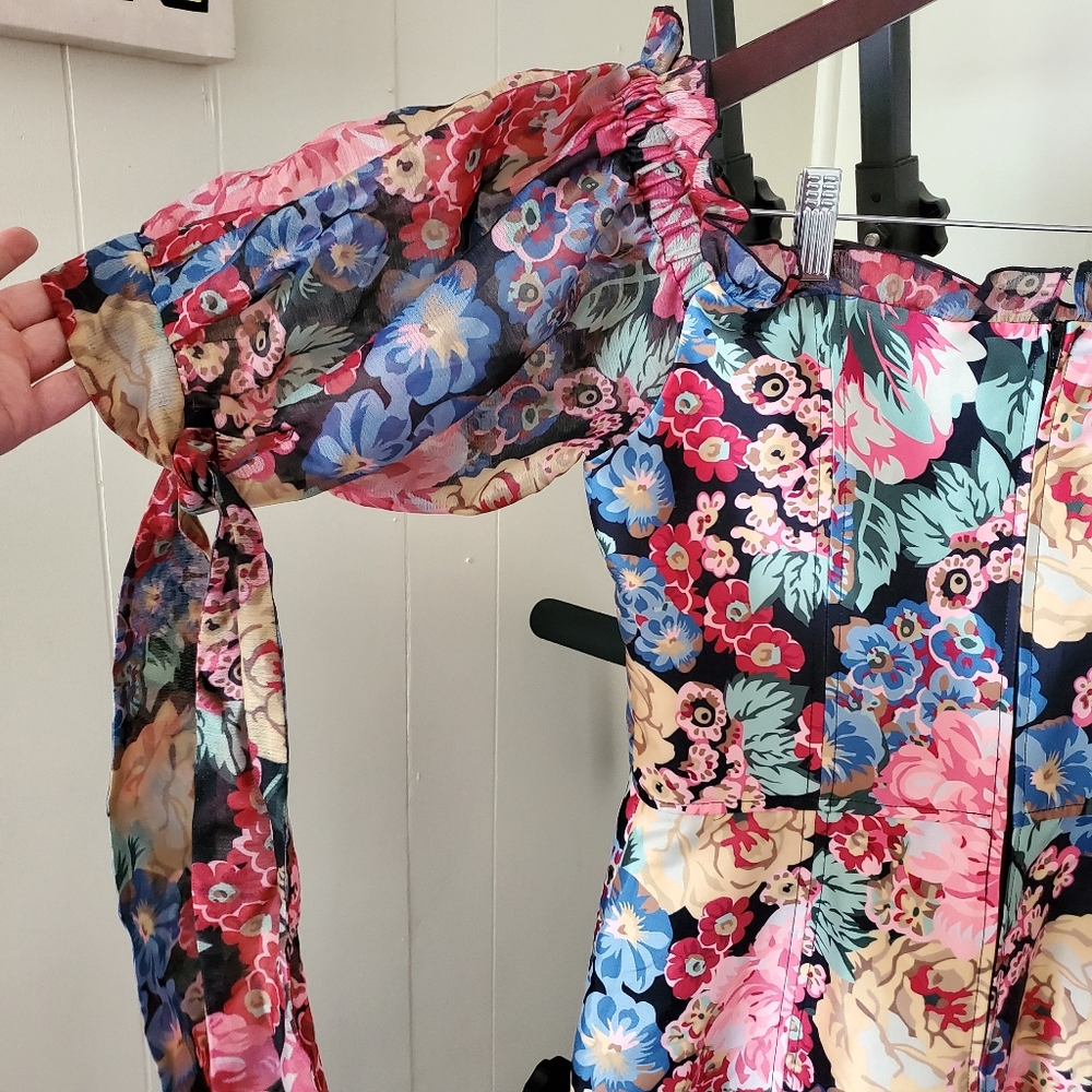 Keepsake the Label Runaway Dress - Picture 11 of 13